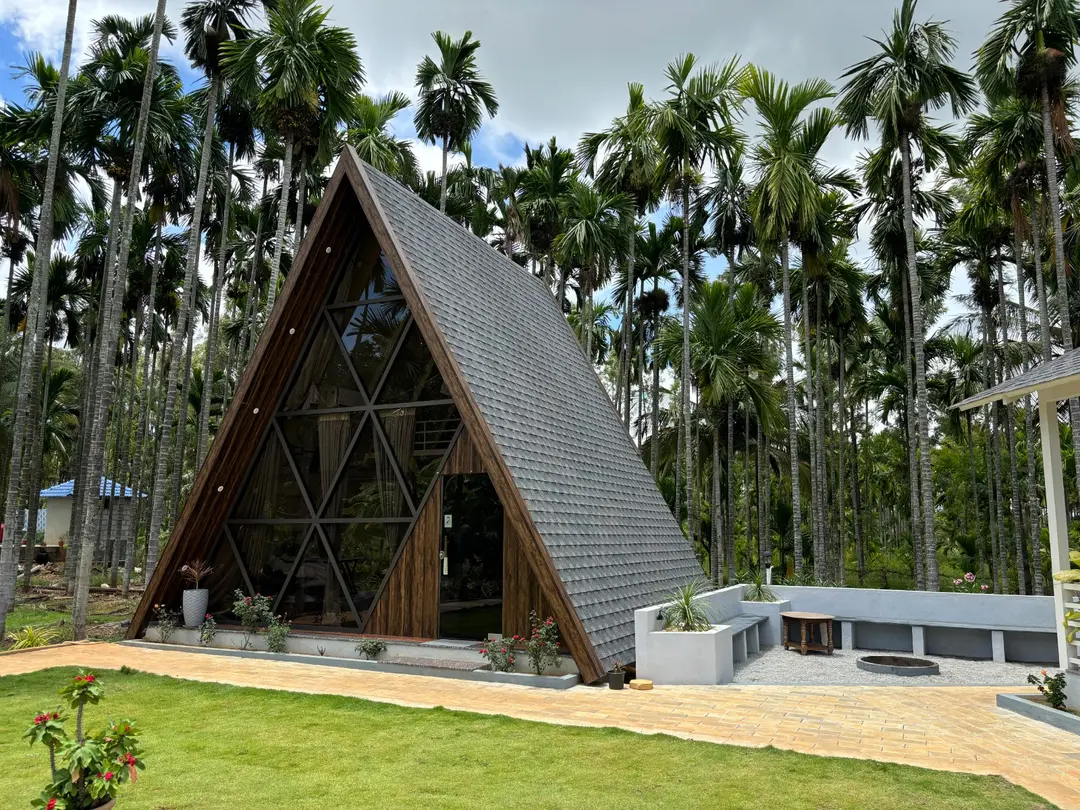 Experience the Beauty of Sirivasa Homestay